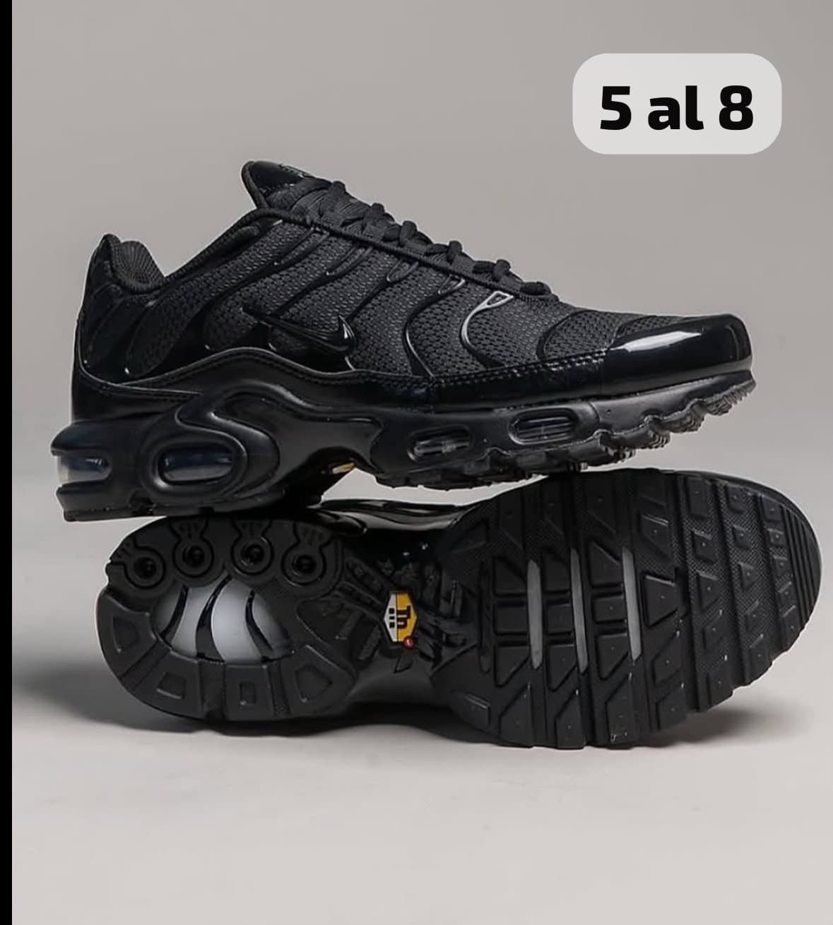 Nike Air Max Plus "Triple Black"